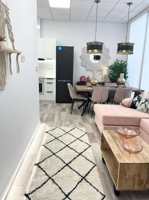 Pb Apartamento En Pleno Centro De Alcoy Luaran gambar